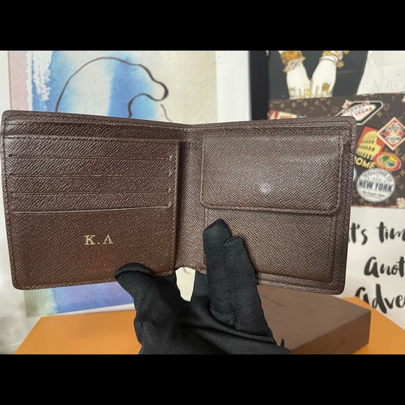 Sold on my instagram. Louis Vuitton Men’s Bifold wallet kn Damier Ebene - Picture 13 of 16